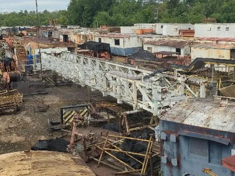 TALADRO DE PERFORACION TERRESTRE CAPECO RIG Z-4 H-1000 POT. 1000 HP, Ubic.: Barrancabermeja, Santander — imagen 3 de 8