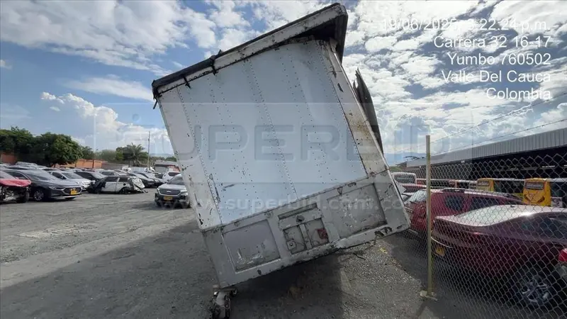 INCA FRUEHAUF SEMIREMOLQUE / FB-9-F2-40-3-PL MOD. 2005 PLACA: 3 Ubic.: CALI — imagen 2 de 8