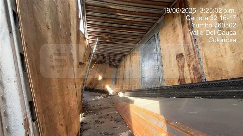 INCA FRUEHAUF SEMIREMOLQUE / FB-9-F2-40-3-PL MOD. 2005 PLACA: 3 Ubic.: CALI — imagen 7 de 8