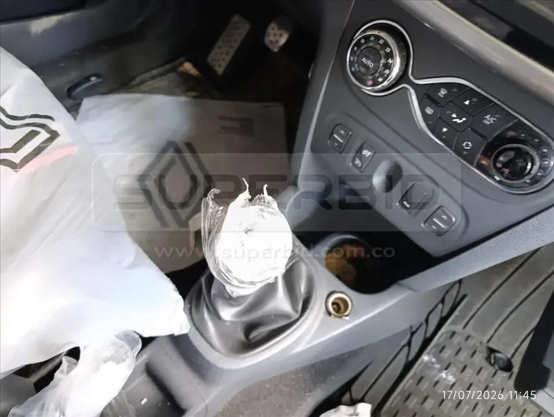 RENAULT SANDERO RS MOD. 2017 PLACA: 2 Ubic.: MONTERIA — imagen 5 de 8