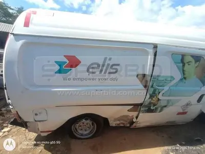 NISSAN URVAN MOD. 2012, RTM VENCIDA PLACA: 3 Ubic.: BUCARAMANGA — imagen 6 de 8