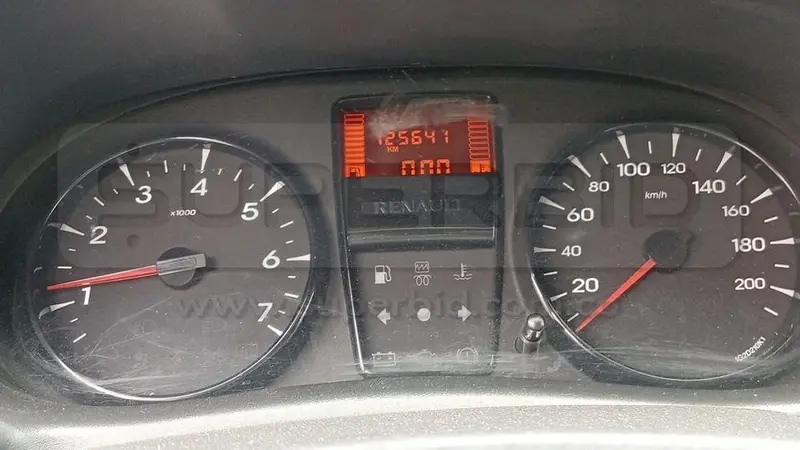 RENAULT CLIO II CAMPUS 16V AA MT 1149 CC MOD. 2015, PLACA: HYZ503 Ubic.: COPACABANA, ANTIOQUIA — imagen 7 de 8