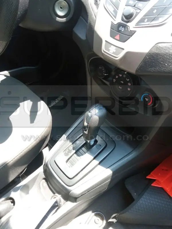 FORD FIESTA [6] SPORTBACK 4P AT 1597 CC MOD. 2013, PLACA: MWW206 Ubic.: CALI, VALLE DEL CAUCA — imagen 6 de 8