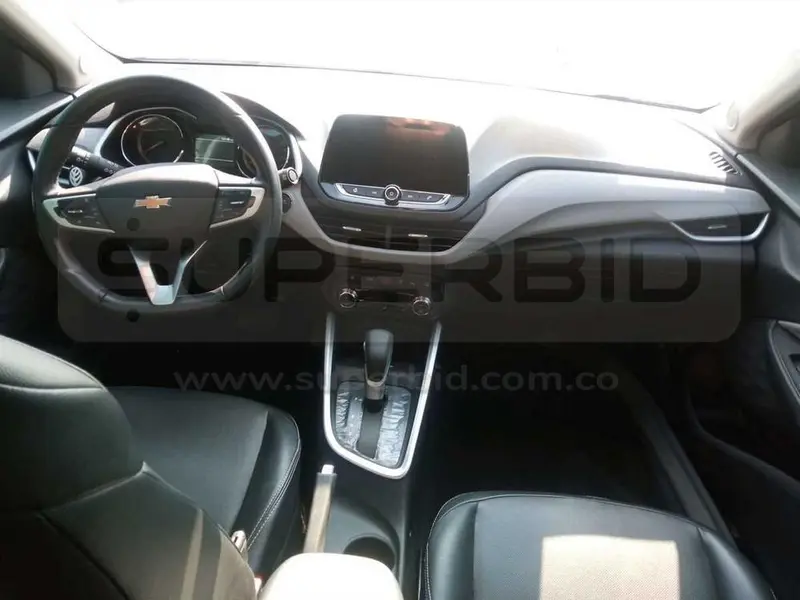 CHEVROLET ONIX PREMIER T 4P 6AB ABS TP 1000 CC MOD. 2021, PLACA: JVW319 Ubic.: YUMBO VALLE, VALLE DEL CAUCA — imagen 3 de 8