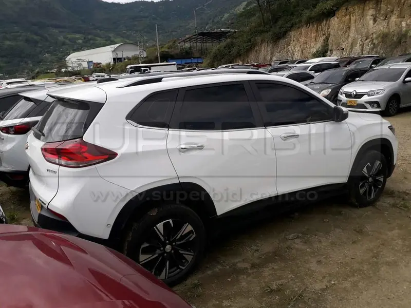 CHEVROLET TRACKER TURBO PREMIER TP 1199 CC MOD. 2023, PLACA: LZV634 Ubic.: COPACABANA, ANTIOQUIA — imagen 5 de 8
