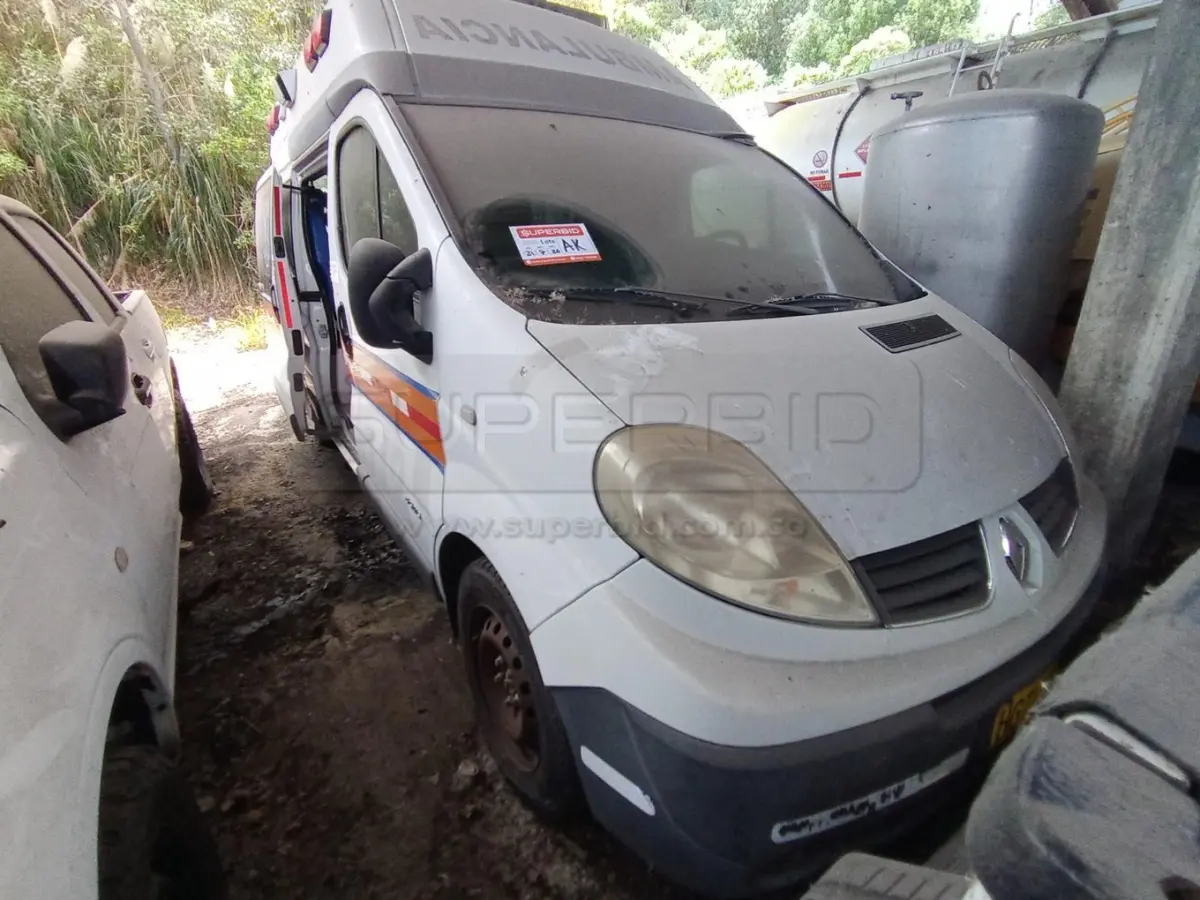 RENAULT TRAFIC, 1995 CC, MOD. 2015, RTM VENCIDA, PLACA: HGT250 Ubic.: CHIA