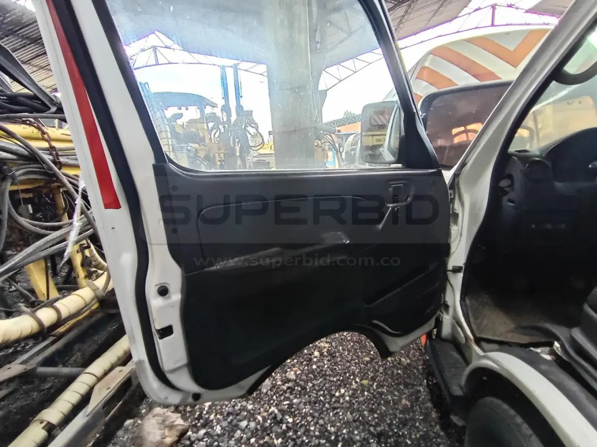 NISSAN URVAN, 2953 CC, MOD. 2012, RTM VENCIDA, PLACA: KEX384 Ubic.: CHIA — imagen 3 de 8