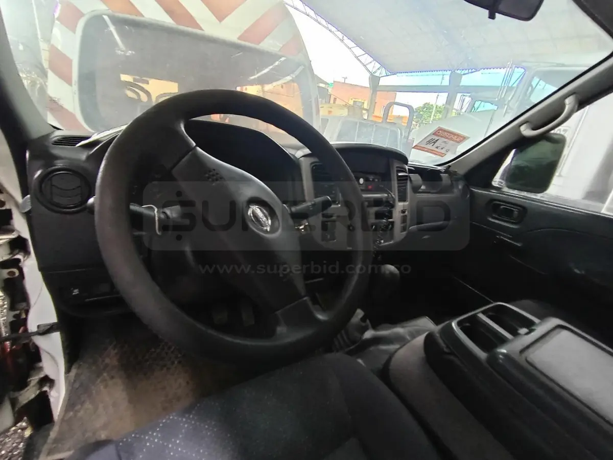 NISSAN URVAN, 2953 CC, MOD. 2012, RTM VENCIDA, PLACA: KEX384 Ubic.: CHIA — imagen 5 de 8