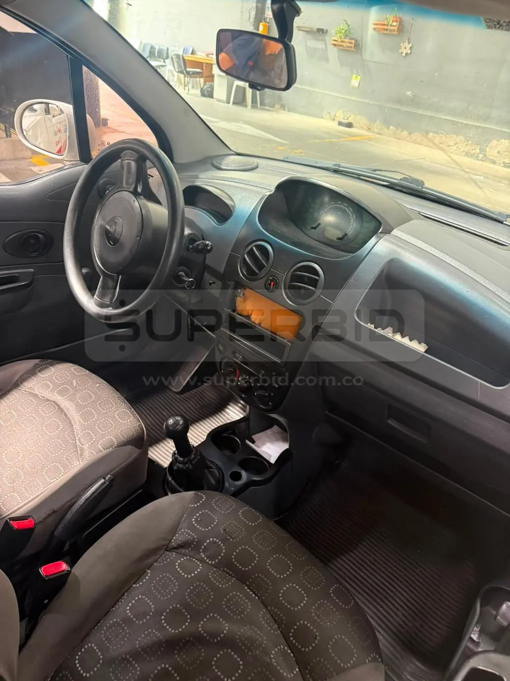 CHEVROLET SPARK MT 995 CC, MOD. 2016, PLACA: ISU541 Ubic.: Medellin — imagen 2 de 5