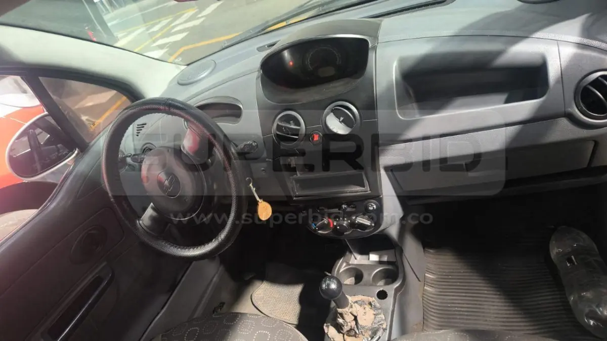 CHEVROLET SPARK MT 995 CC, MOD. 2016, PLACA: ISU542 Ubic.: Medellin — imagen 3 de 5