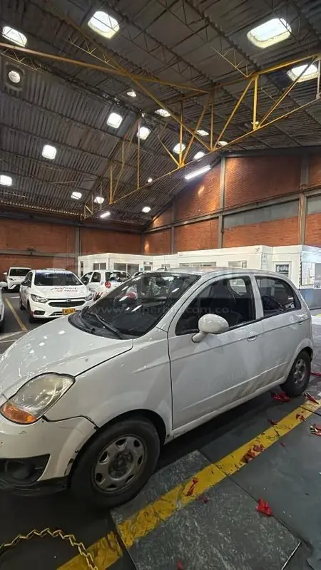 CHEVROLET SPARK MT 995 CC, MOD. 2019, PLACA: FZT093 Ubic.: Bogota — imagen 4 de 4