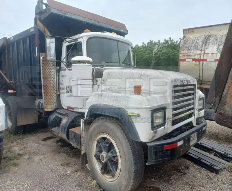 VOLQUETA MACK RD 688 MT 12000 CC, MOD. 1995, RTM VENCIDA, PLACA: SDM164 Ubic.: AIPE, HUILA