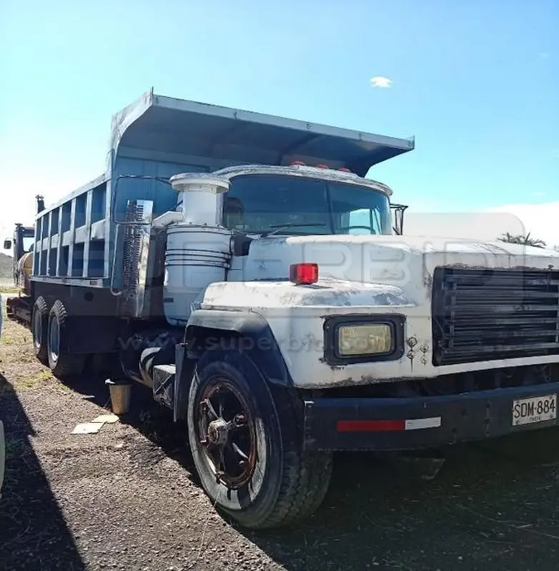 VOLQUETA MACK RD MT MOD. 1996, RTM VENCIDA, PLACA: SDM884 Ubic.: SALDAÑA, TOLIMA