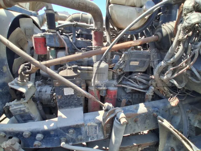 VOLQUETA MACK RD 688 S MT 12000 CC, MOD. 2002, RTM VENCIDA, PLACA: SQL167 Ubic.: YUMBO, VALLE DEL CAUCA — imagen 8 de 8