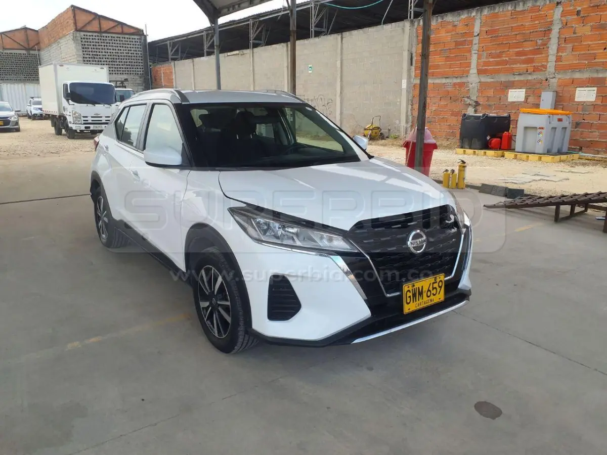 NISSAN KICKS SENSE 1.6L 2WD 5 M/T 1600 CC MOD. 2022, RP#5 PLACA: GWM659 Ubic.: BARRANQUILLA — imagen 2 de 8