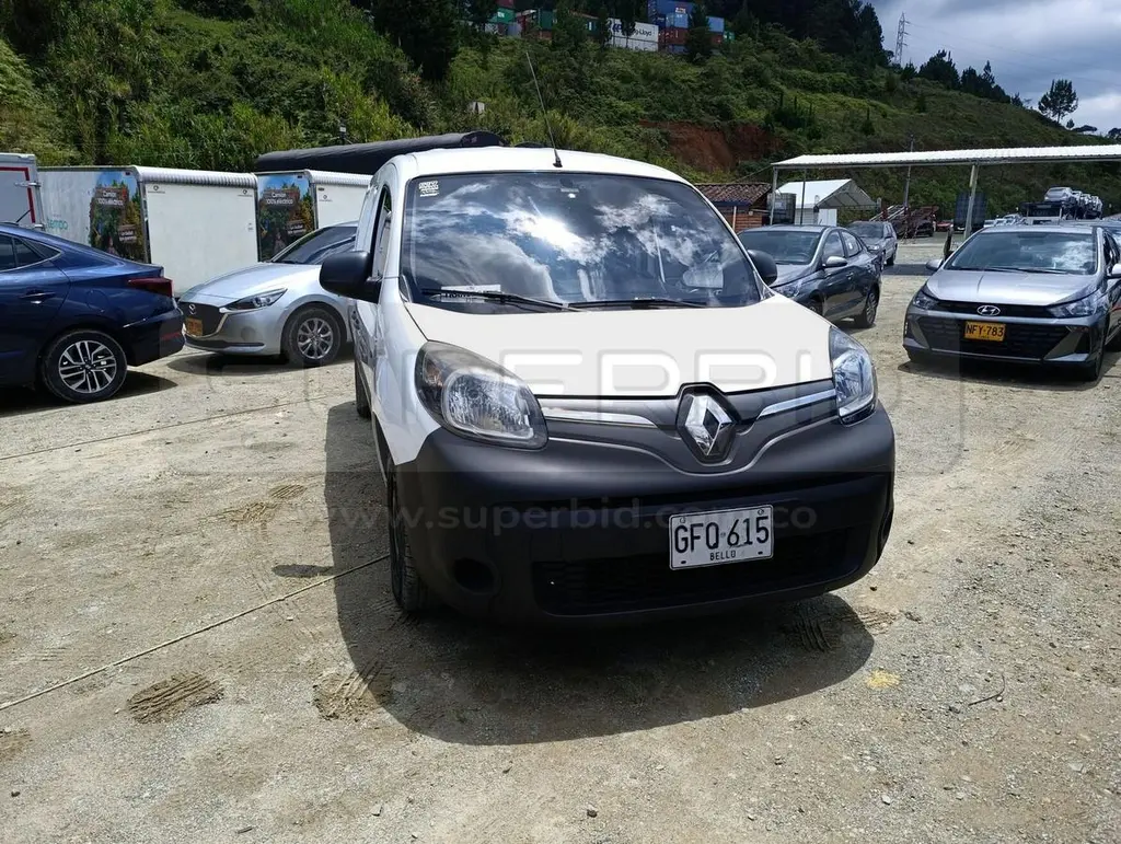 RENAULT KANGOO ZE MAXI (ELÉCTRICA) 44 KW MOD. 2019, RP#9 PLACA: GFQ615 Ubic.: MEDELLIN — imagen 2 de 8