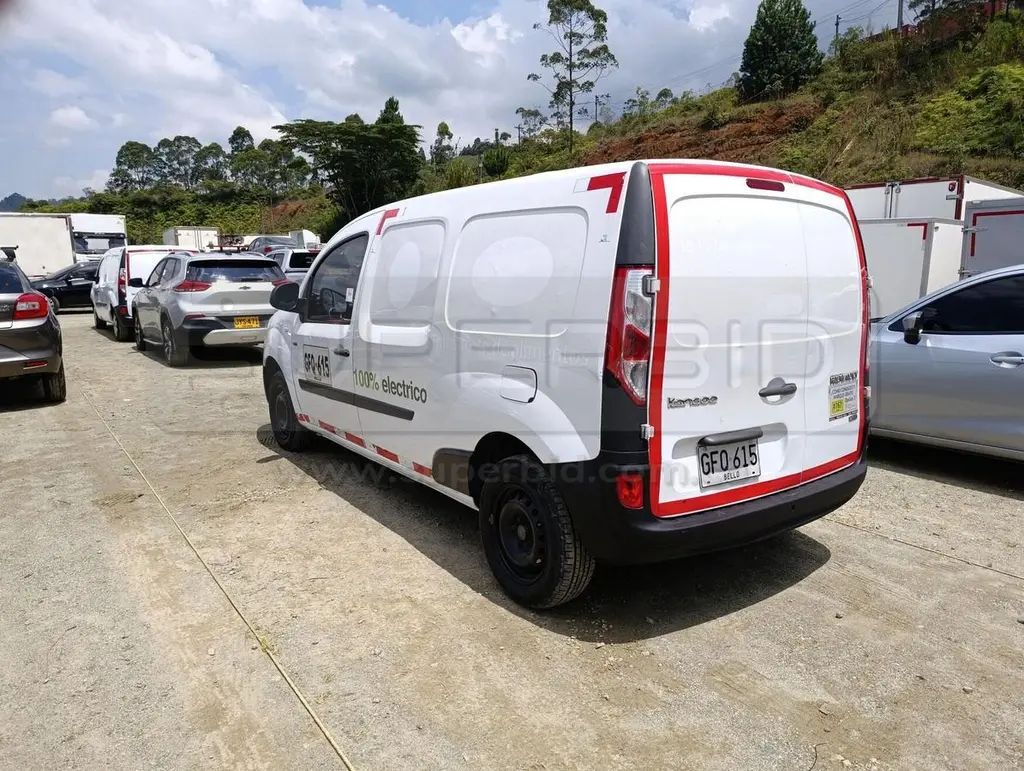 RENAULT KANGOO ZE MAXI (ELÉCTRICA) 44 KW MOD. 2019, RP#9 PLACA: GFQ615 Ubic.: MEDELLIN — imagen 6 de 8