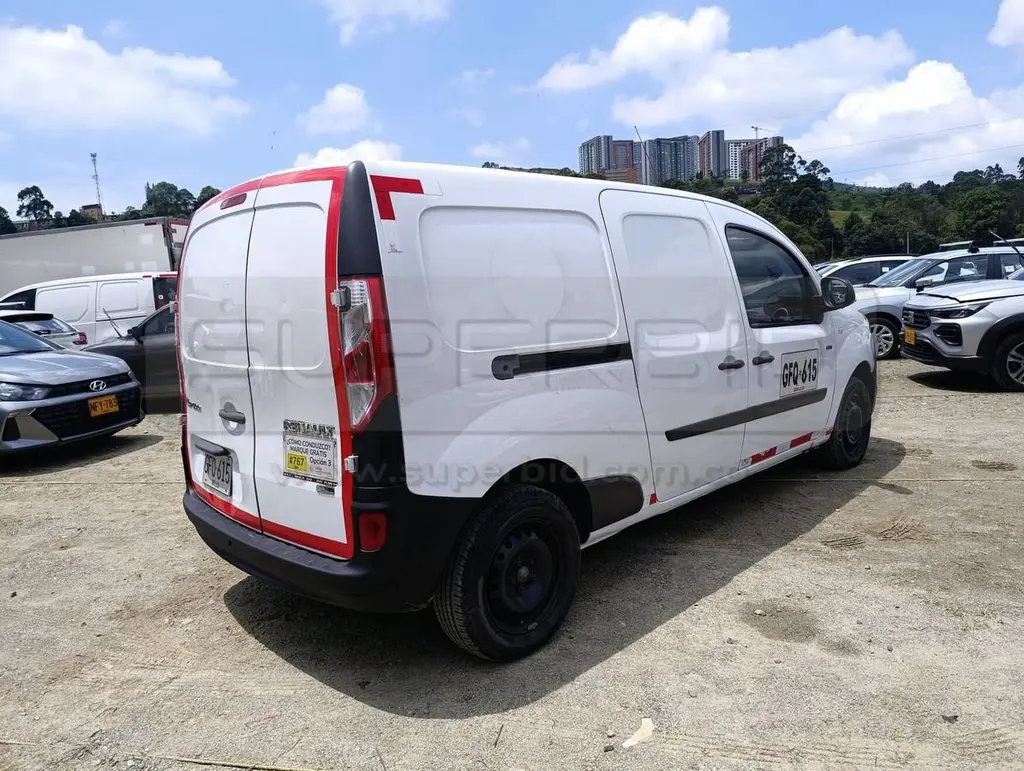 RENAULT KANGOO ZE MAXI (ELÉCTRICA) 44 KW MOD. 2019, RP#9 PLACA: GFQ615 Ubic.: MEDELLIN — imagen 8 de 8