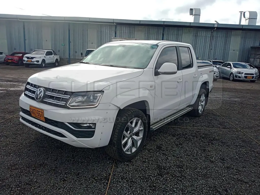 VOLKSWAGEN AMAROK HIGHLINE 2.0L 132KW 4X4 AT CABINA DOBLE PLATÓN 1968 CC MOD. 2020, RP#5 PLACA: GVZ557, BRP Ubic.: BOGOTÁ — imagen 4 de 8