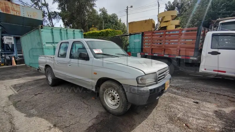 MAZDA B2200 MT 2200 CC, MOD. 2001, RTM VENCIDA, PLACA: CJH080 Ubic.: CHIA, CUNDINAMARCA