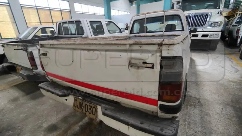 CHEVROLET LUV MT 2500 CC, MOD. 2002, RTM VENCIDA, PLACA: CJK030 Ubic.: CHIA, CUNDINAMARCA — imagen 6 de 8