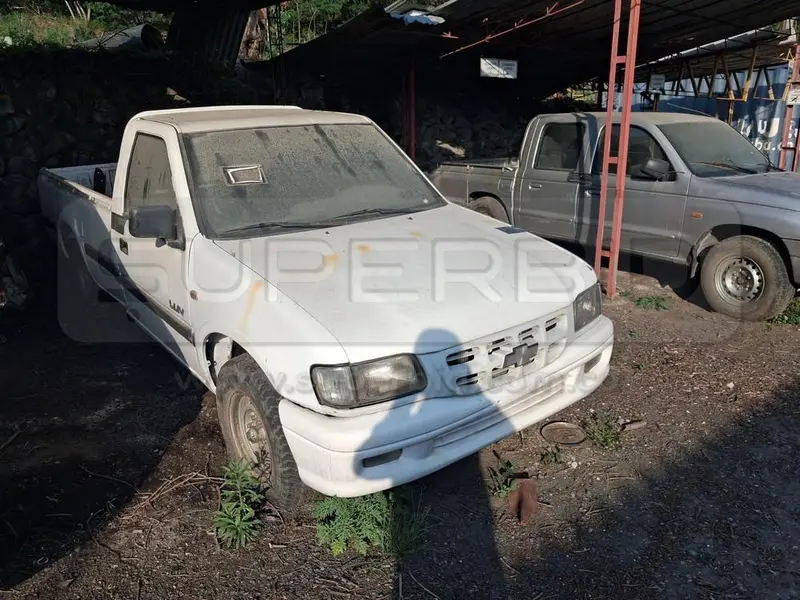 CHEVROLET LUV MT 2500 CC, MOD. 2003, RTM VENCIDA, PLACA: CJK032 Ubic.: YUMBO, VALLE DEL CAUCA — imagen 2 de 8