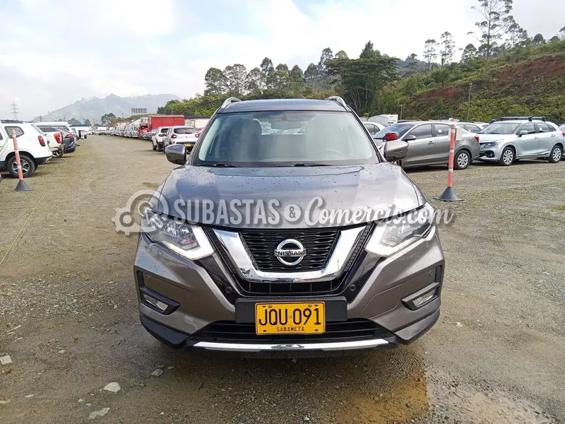 Nissan New x-trail advance 2.5l 2wd aut cvt connect - 2022 - 091 - Med — imagen 3 de 8