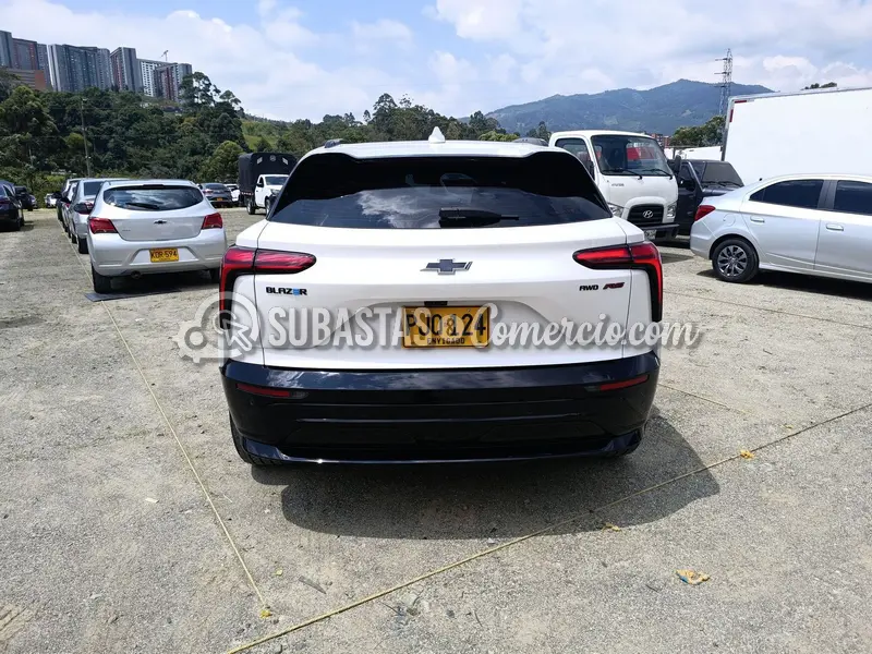 Chevrolet Blazer ev - 2025 - 124 - Medellín — imagen 7 de 8