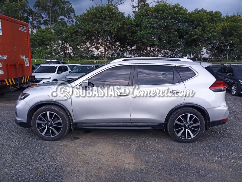 Nissan New x-trail exclusive 2.5l 4wd aut cvt - 2021 - 155 - Cali — imagen 5 de 8