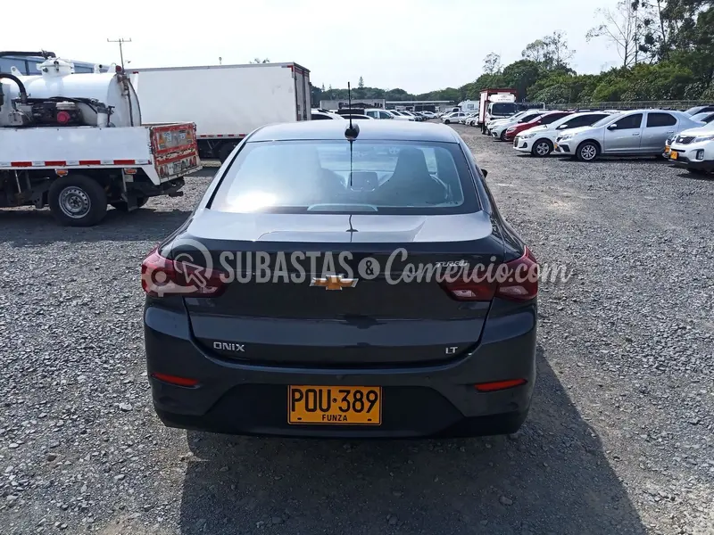 Chevrolet Onix nb lt turbo at - 2025 - 389 - Cali — imagen 7 de 8