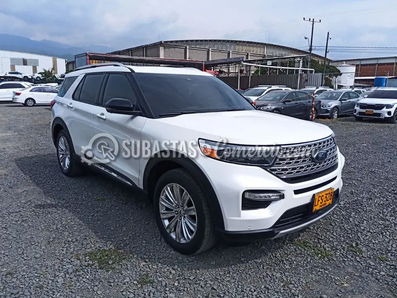 Ford Explorer limited 4x4 - 2022 - 328 - Cali — imagen 2 de 8