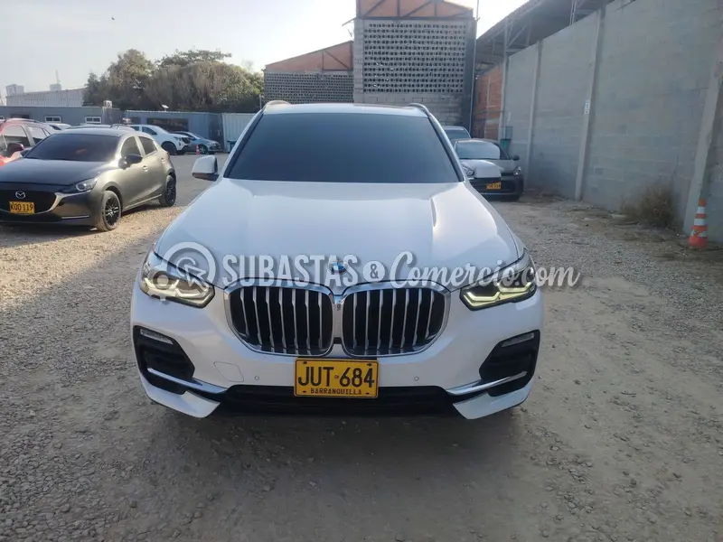 Bmw X5 xdrive40i exclusive - 2021 - 684 - Barranquilla — imagen 3 de 8