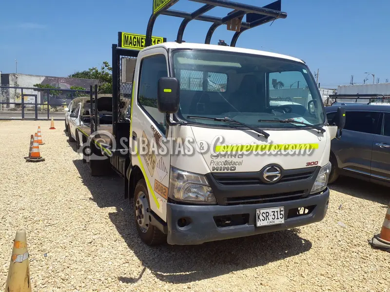 Hino Dutro turbo - 2022 - 315 - Barranquilla — imagen 2 de 8