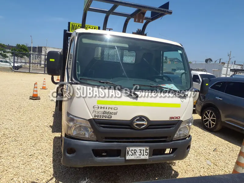 Hino Dutro turbo - 2022 - 315 - Barranquilla — imagen 3 de 8