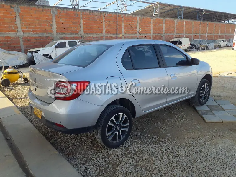 Renault Logan intens cvt ph2 - 2026 - 035 - Barranquilla — imagen 8 de 8