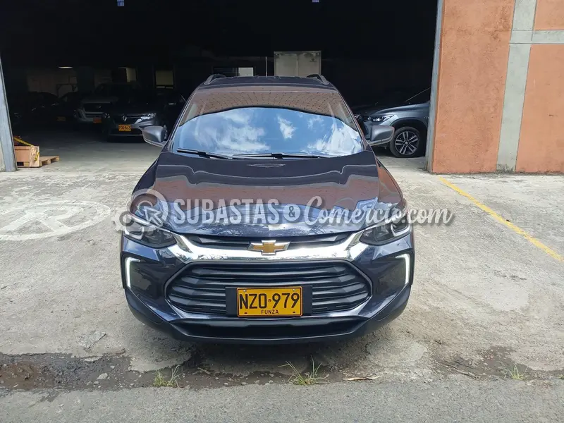 Chevrolet Tracker turbo ls at - 2025 - 979 - Medellín — imagen 3 de 8