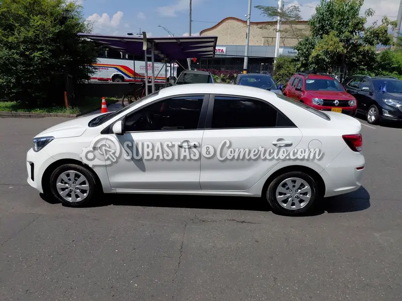 Kia Soluto emotion mt - 2025 - 194 - Caldas — imagen 5 de 8