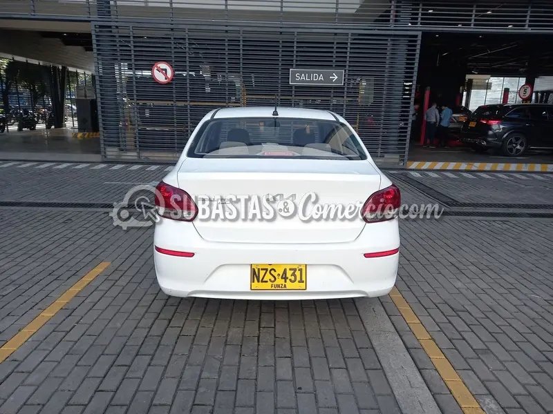 Kia Soluto emotion mt - 2026 - 431 - Bogotá — imagen 5 de 8