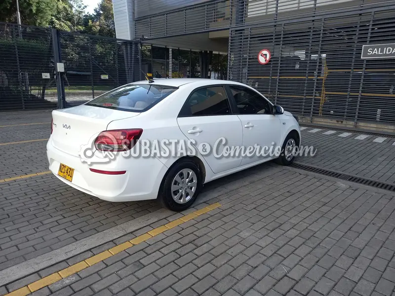 Kia Soluto emotion mt - 2026 - 431 - Bogotá — imagen 6 de 8