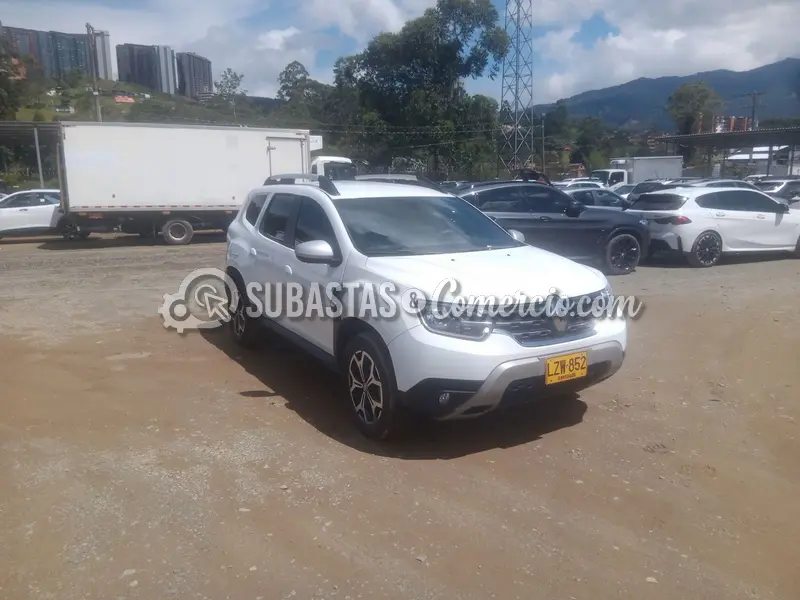 Renault Duster iconic 1.3t 4x4 mt - 2024 - 852 - Caldas — imagen 2 de 8