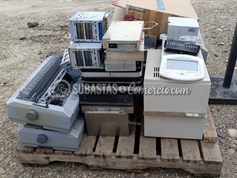 Chatarra electrónica de equipos en Villavicencio aprox: 17.388 Kg — imagen 6 de 8