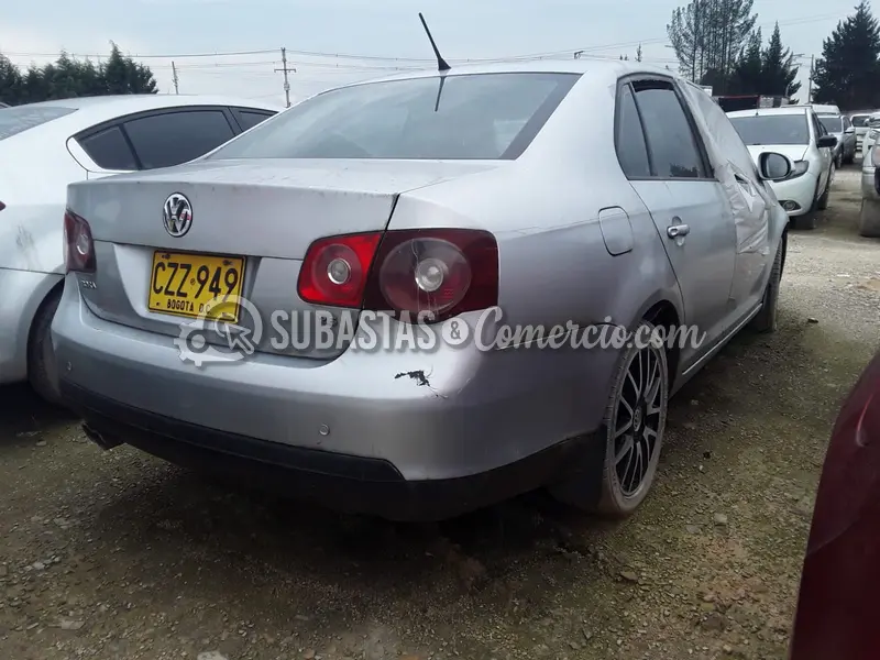 Cesión De Derechos Litigiosos Volkswagen Bora Active - 2009 - 949 - Bo — imagen 4 de 5