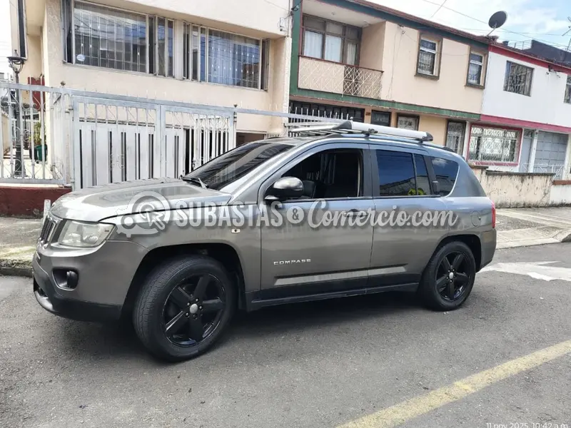 Jeep Compass 2013 - Placa CUX990 — imagen 2 de 8