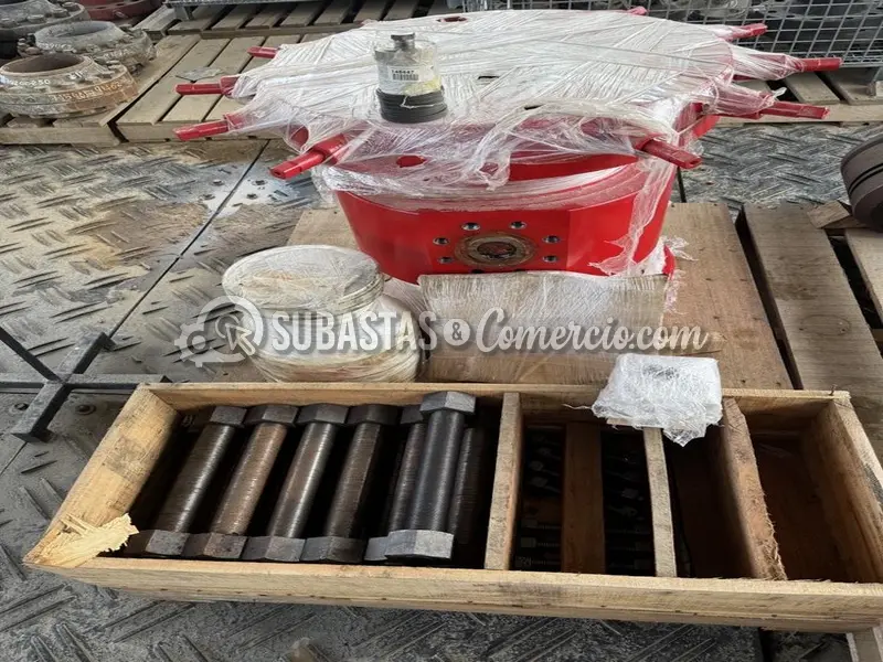 Accesorios de tubería y petroleros aprox: 360 FT 1.186 UN — imagen 8 de 8