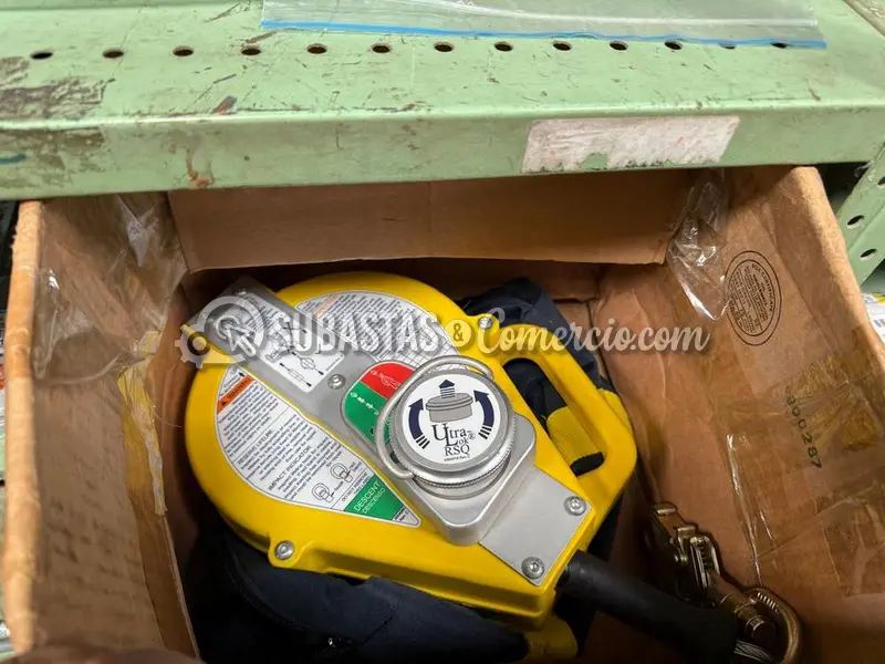 Panel de distribución de energía, equipos y accesorios eléctricos — imagen 5 de 8