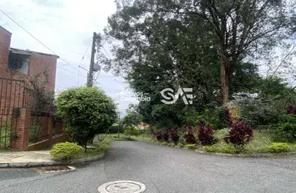 Casa en venta - Medellin, Antioquia — imagen 4 de 6