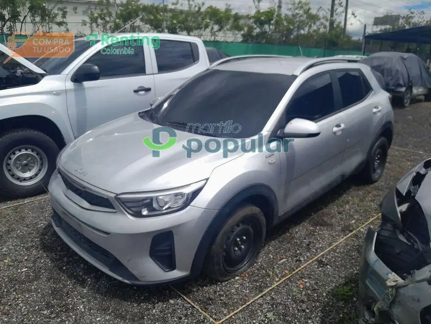 Camioneta Kia STONIC 2023 — imagen 2 de 12