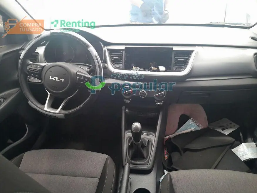 Camioneta Kia STONIC 2023 — imagen 9 de 12