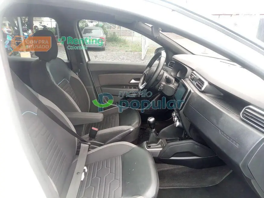Campero Renault Duster 2024 — imagen 8 de 12