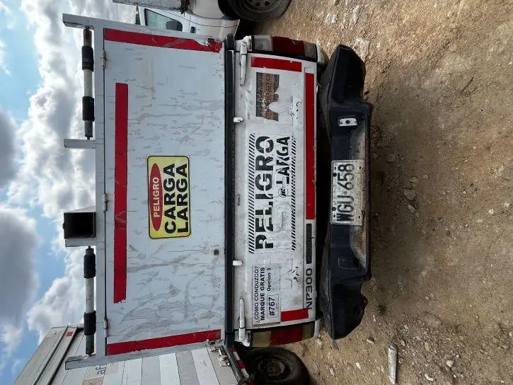 Camioneta Nissan D22/Np300 2015 — imagen 2 de 6